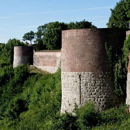 A La Petite Maison Vakantiehuis Wailly-Beaucamp